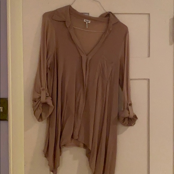 Tops - Sheer tan Splendid shirt (m)